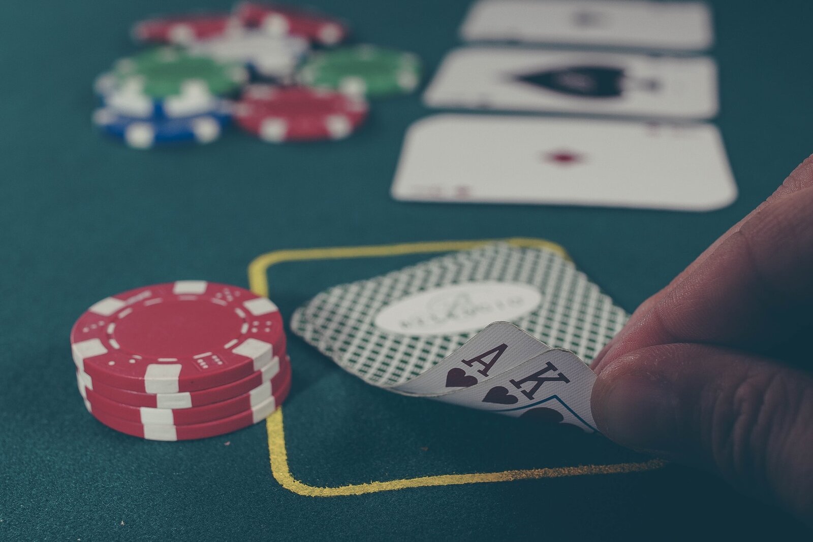 Poker spielen & Geld verdienen Der ultimative PokerLeitfaden Finanzbaron