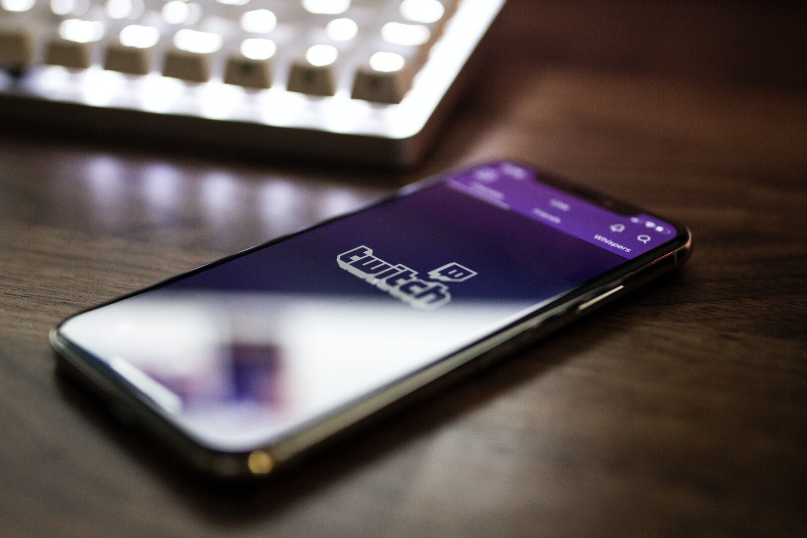 Mit Twitch Geld verdienen Twitch Guide 2021! Finanzbaron